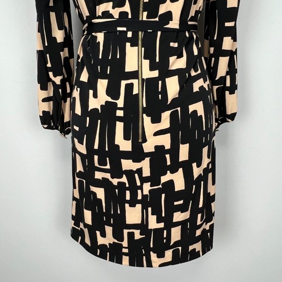 Tahari Womens Long Sleeve Belted Dress Tan Black Abstract Geo Print size 2 - Picture 8 of 12